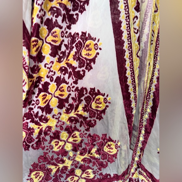 Free people velvet white red and yellow Floral Sheer duster open cardigan Kimono - Picture 3 of 6
